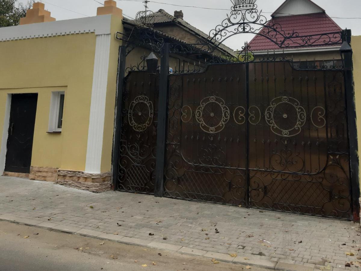 Ferienwohnung Новая Квартира Odessa Exterior foto